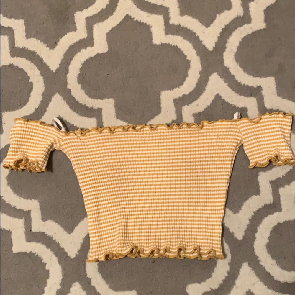 Yellow and white crop top from drygoods